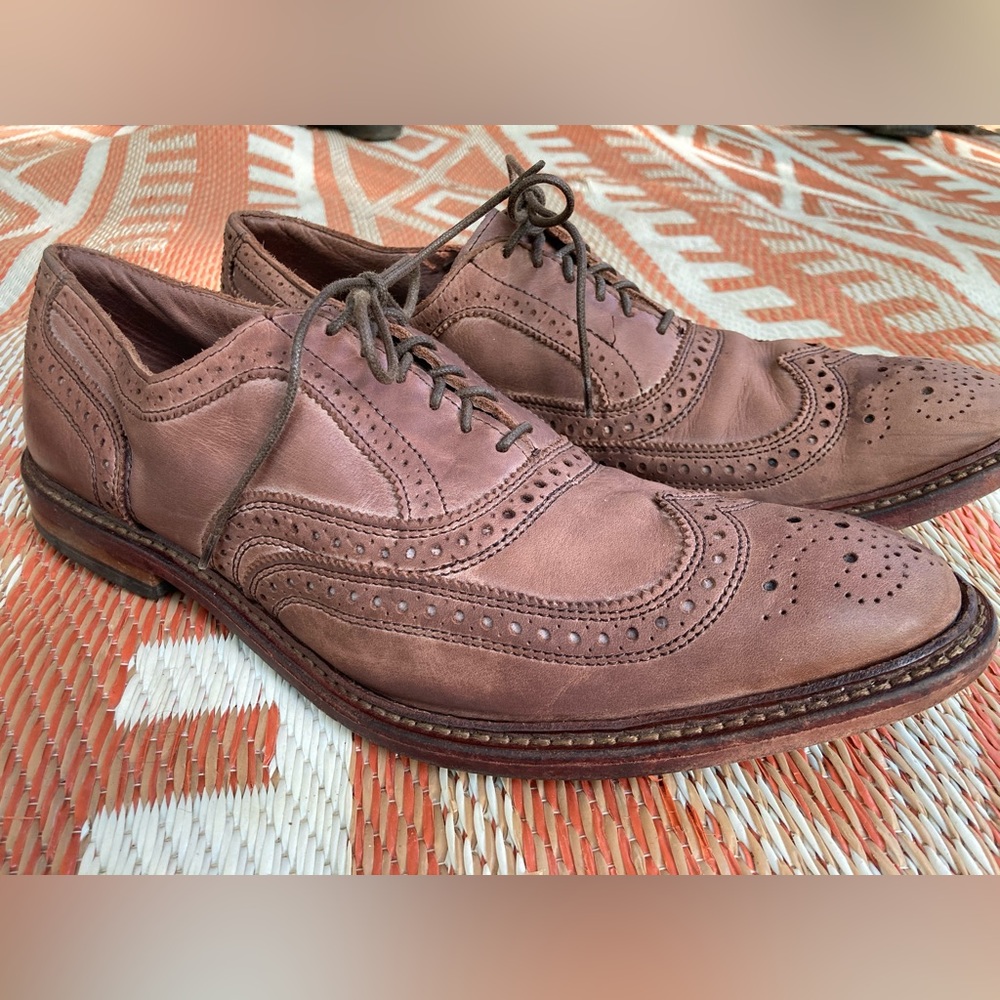 Men’s dress shoes
